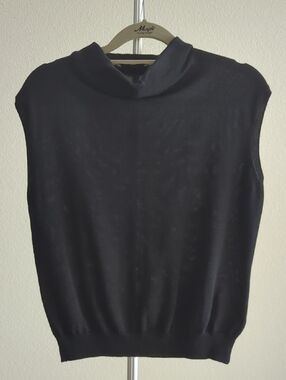 Kindersalmon Black Sleeveless Cowl Neck Knit Top